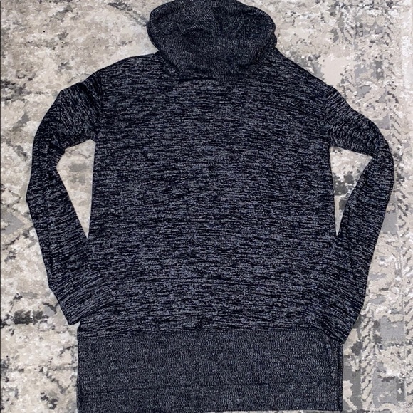 Gap sweater - Picture 1 of 3